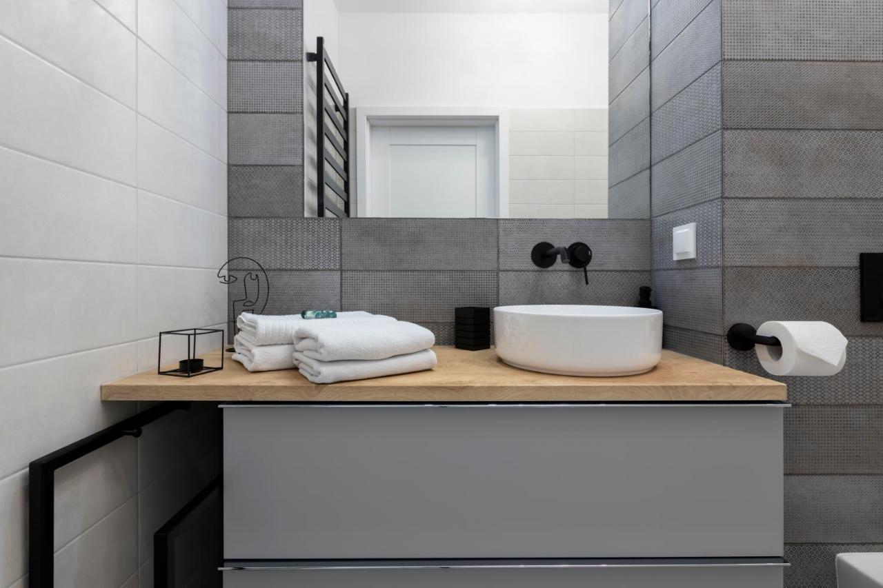 Homewell Apartments Wilson Park II Познан Екстериор снимка
