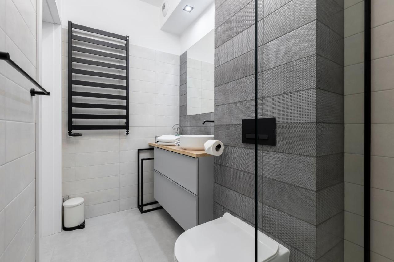 Homewell Apartments Wilson Park II Познан Екстериор снимка
