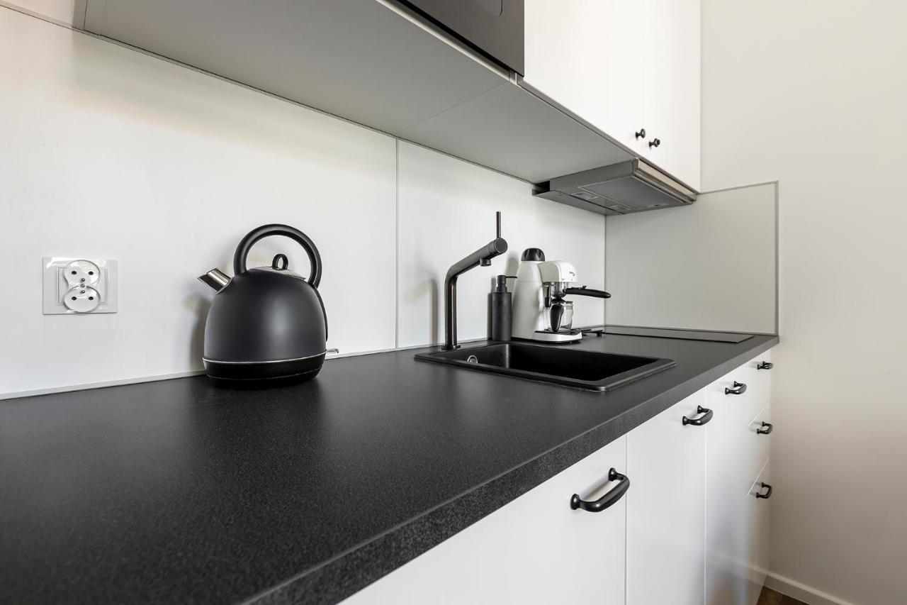 Homewell Apartments Wilson Park II Познан Екстериор снимка